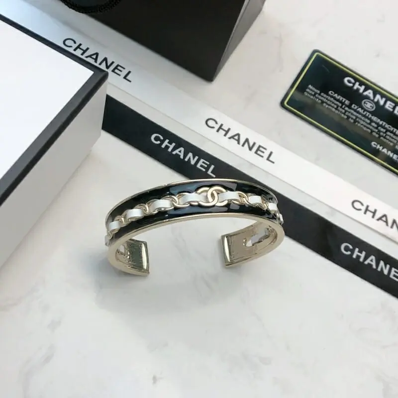 chanel bracelets s_12243361